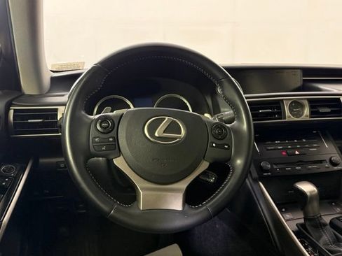Used 2014 Lexus IS 350 w/ Navigation Package RWD image 21
