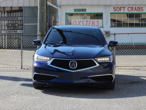 Used 2019 Acura TLX FWD image 2
