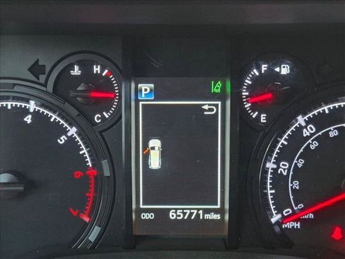 Used 2020 Toyota 4Runner SR5 Premium w/ Moonroof Package RWD image 14