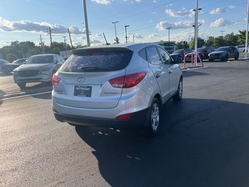 Used 2010 Hyundai Tucson GLS image 7