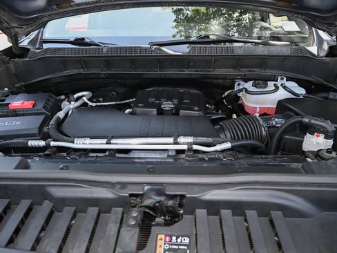 Used 2022 Chevrolet Silverado 1500 Custom RWD image 13