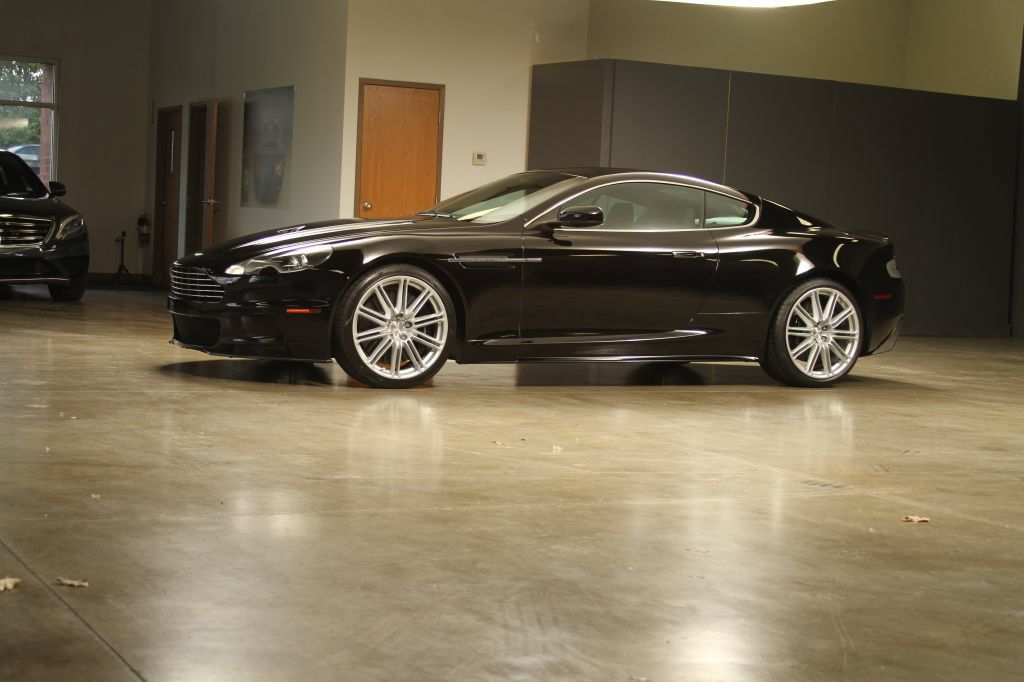 Used 2009 Aston Martin DBS Coupe RWD image 56