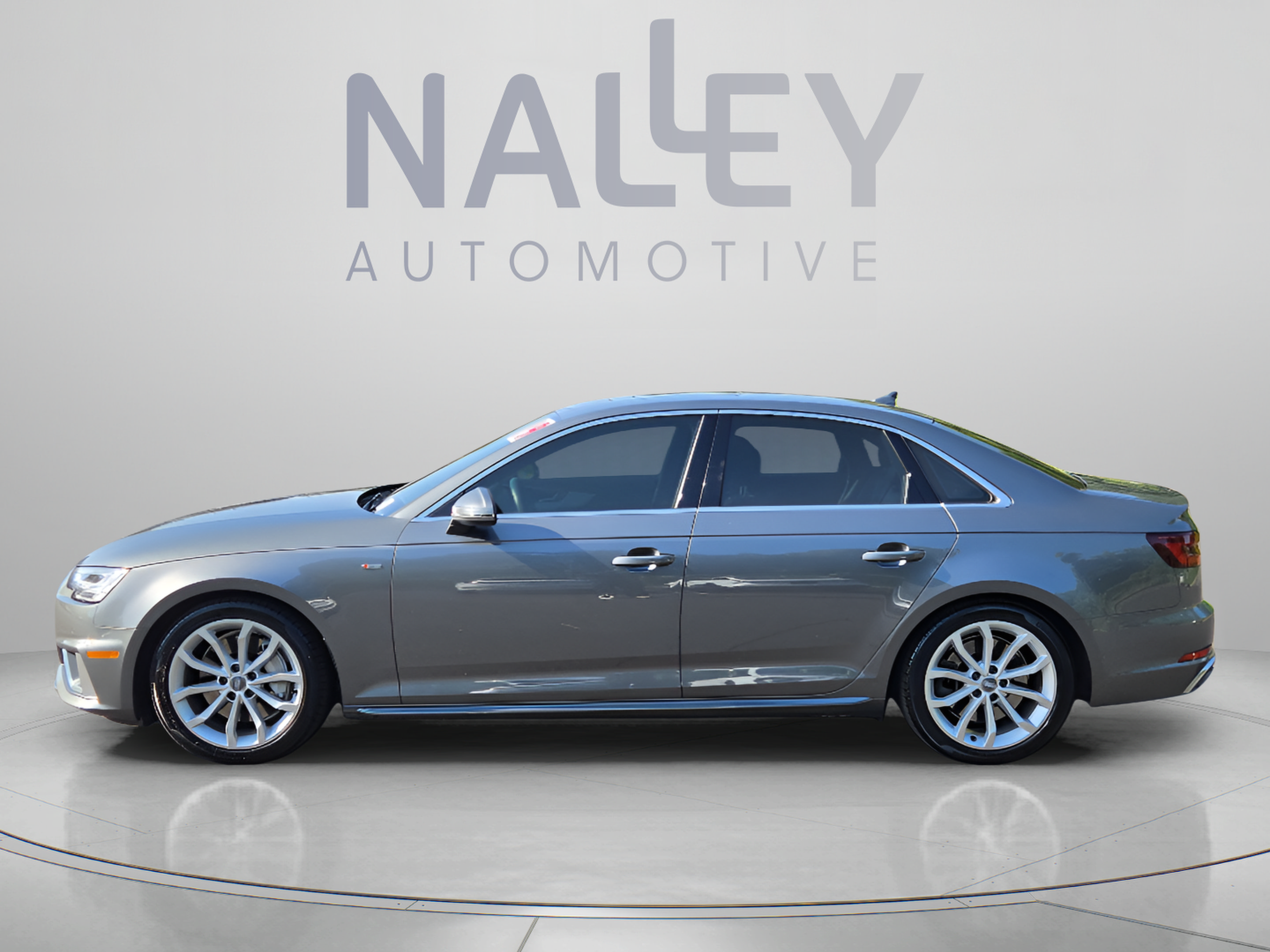 Used 2019 Audi A4 2.0T Premium Plus w/ Premium Plus Package AWD/4WD image 2