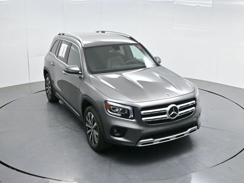 Used 2021 Mercedes-Benz GLB 250 image 42