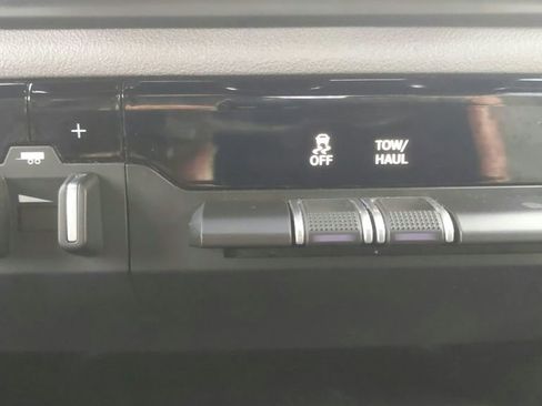 Used 2024 RAM 2500 Big Horn image 27