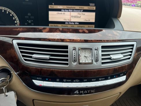 Used 2008 Mercedes-Benz S 550 4MATIC image 14