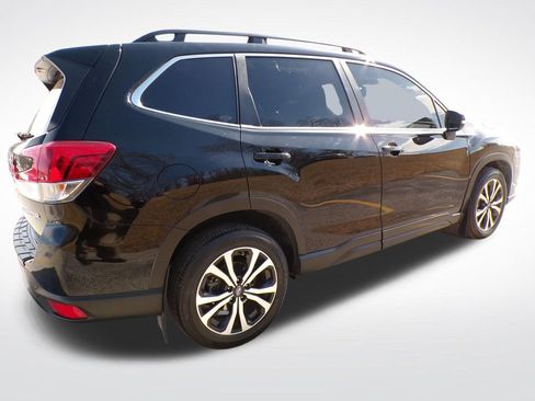 Used 2024 Subaru Forester Limited AWD/4WD image 4
