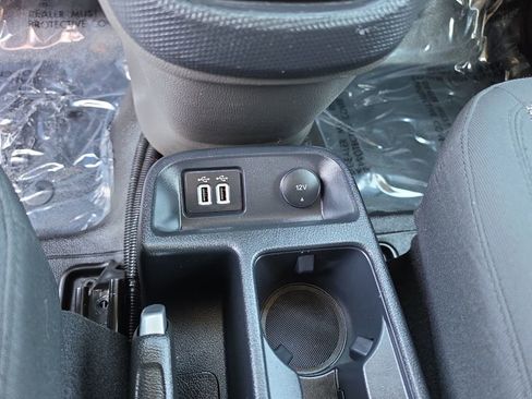 Used 2020 Ford Transit Connect XL FWD image 18