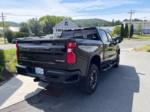 Used 2024 Chevrolet Silverado 1500 ZR2 w/ Technology Package AWD/4WD image 8