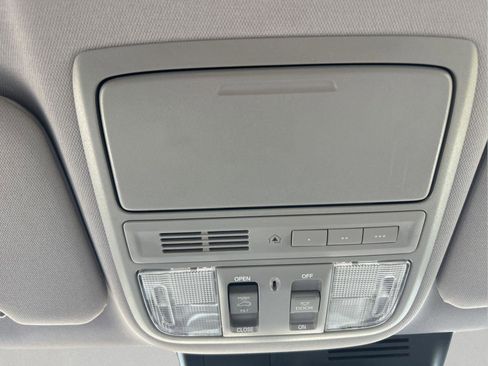 Used 2017 Honda CR-V EX-L image 32