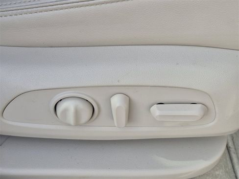 Certified 2023 GMC Acadia Denali w/ Denali Technology Package image 14