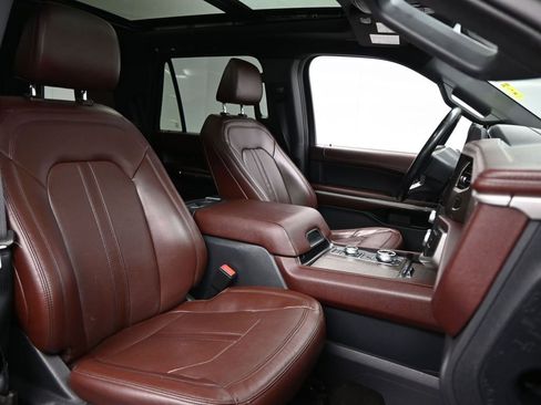 Used 2022 Ford Expedition Limited image 26