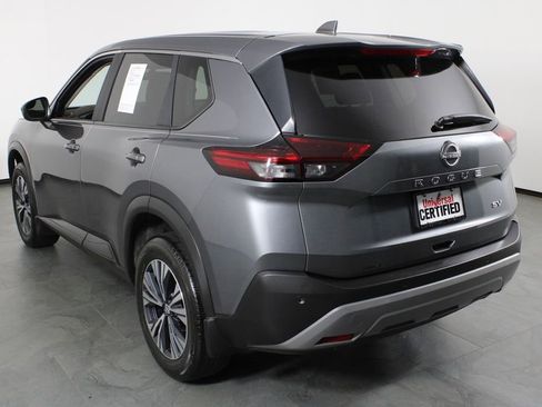 Certified 2023 Nissan Rogue SV image 4