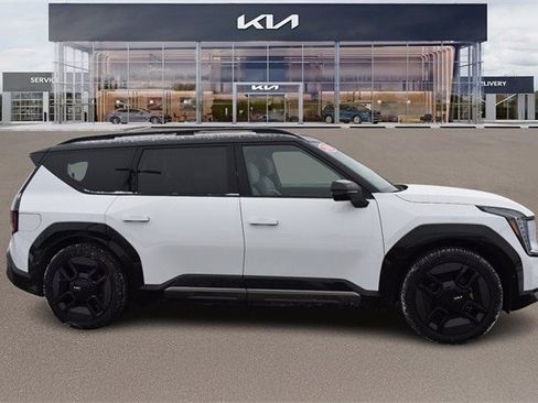 New 2026 Kia EV9 GT-Line image 2