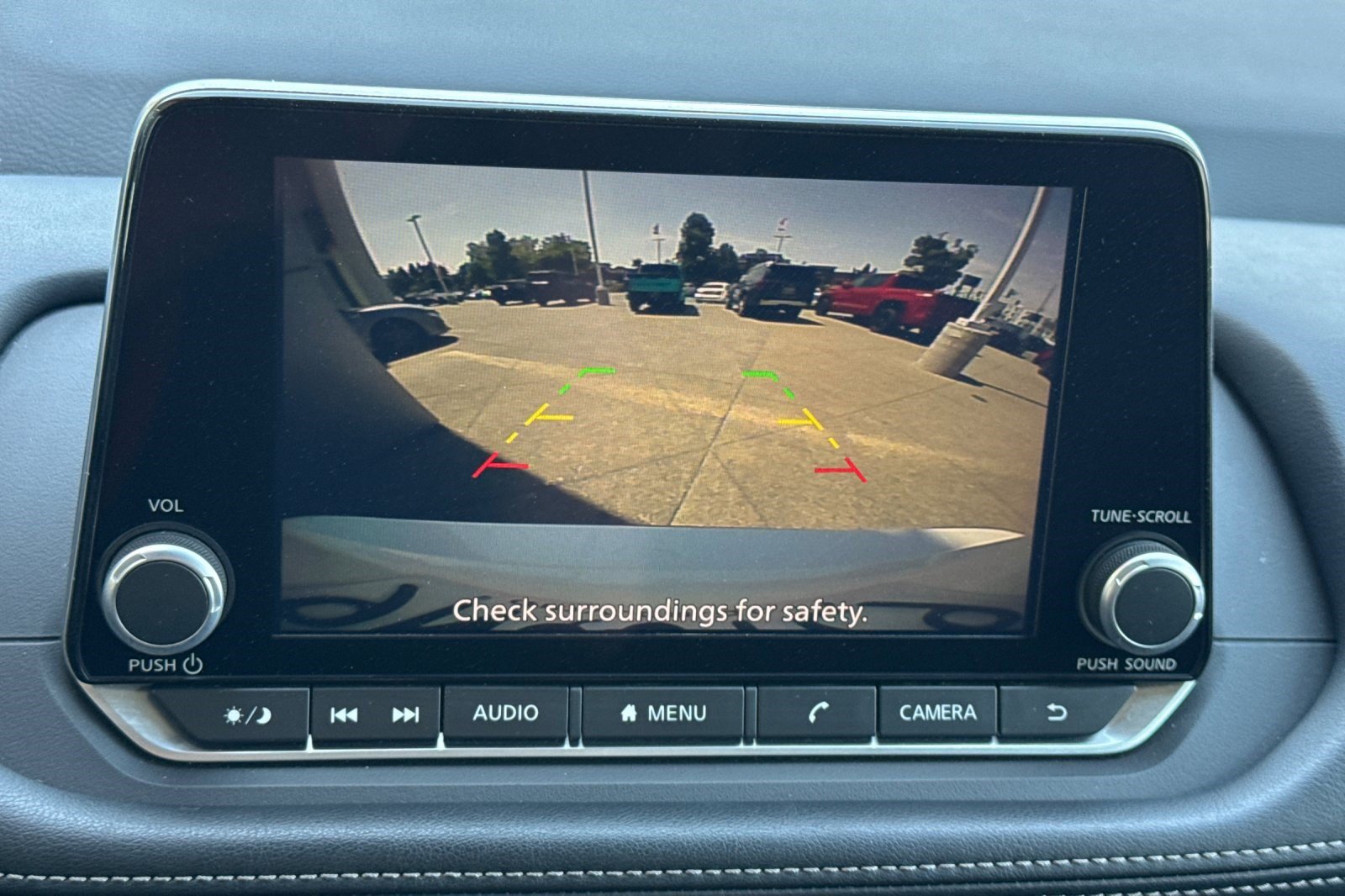 Used 2025 Nissan Rogue SV AWD/4WD image 20