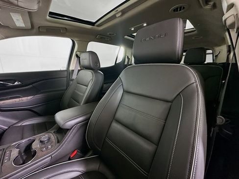 Used 2023 GMC Acadia Denali w/ Denali Ultimate Package image 22