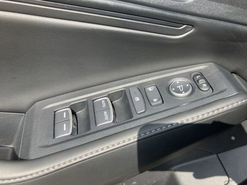 Used 2023 Honda Accord Sport image 10