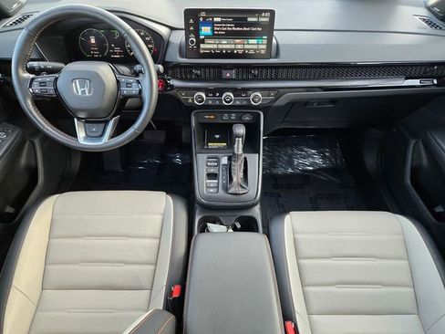 Used 2024 Honda CR-V Sport Touring image 12
