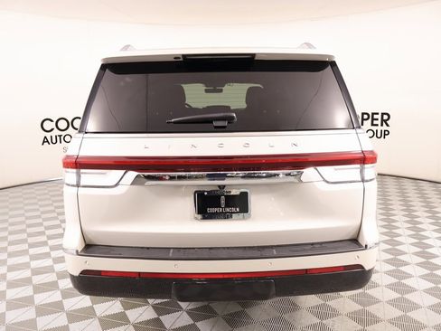 Certified 2023 Lincoln Navigator L Reserve image 24
