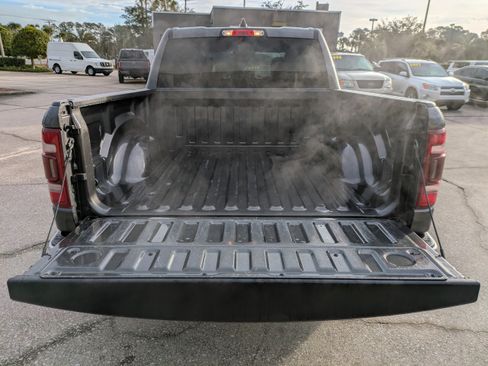 Used 2024 RAM 1500 Laramie image 12