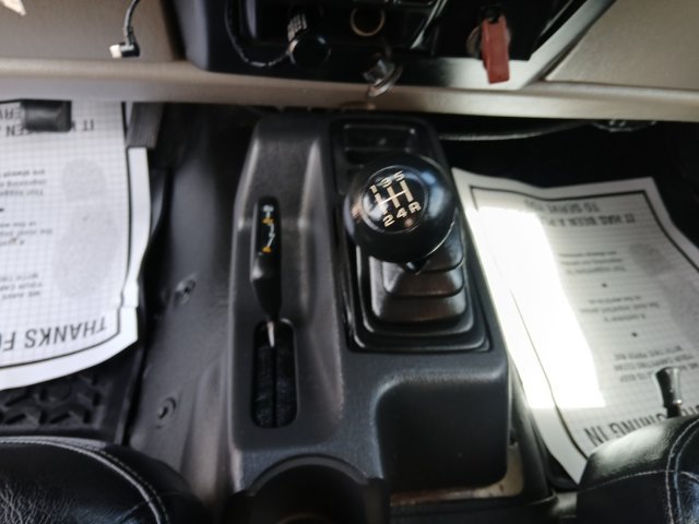 Used 2003 Jeep Wrangler X AWD/4WD image 18