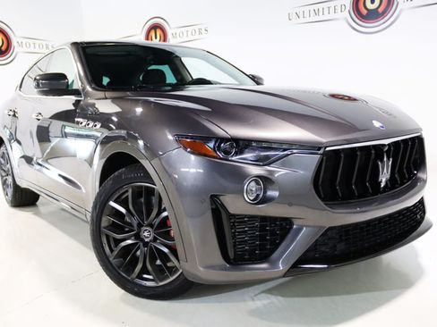 Used 2022 Maserati Levante Modena AWD/4WD image 8
