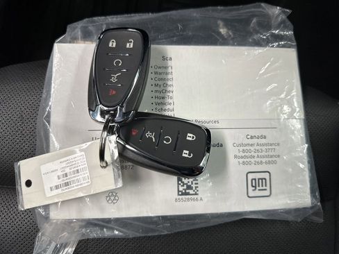 Used 2024 Chevrolet Blazer Premier w/ Enhanced Convenience Package AWD/4WD image 42