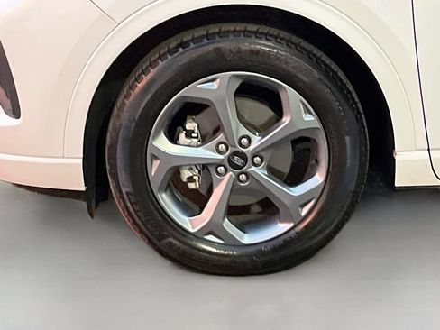 Used 2024 Ford Escape ST-Line w/ Tech Pack #1 FWD image 30