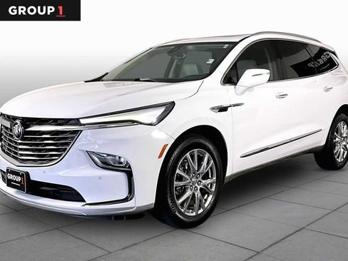 Certified 2023 Buick Enclave Essence w/ Experience Buick Package FWD image 1