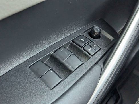 New 2026 Toyota Corolla Cross LE FWD image 22