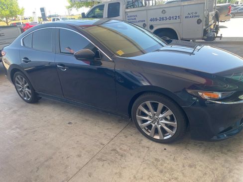 Used 2025 MAZDA MAZDA3 s FWD image 4