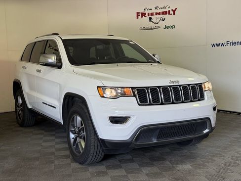 Used 2021 Jeep Grand Cherokee Limited AWD/4WD image 2