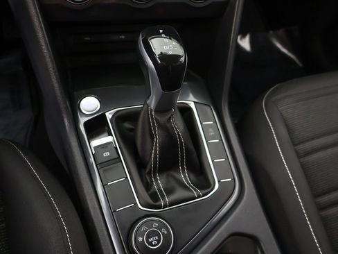 Used 2023 Volkswagen Tiguan S image 44