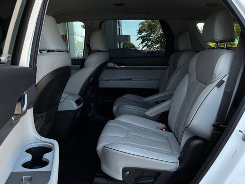 Used 2025 Hyundai Palisade SEL AWD/4WD image 12