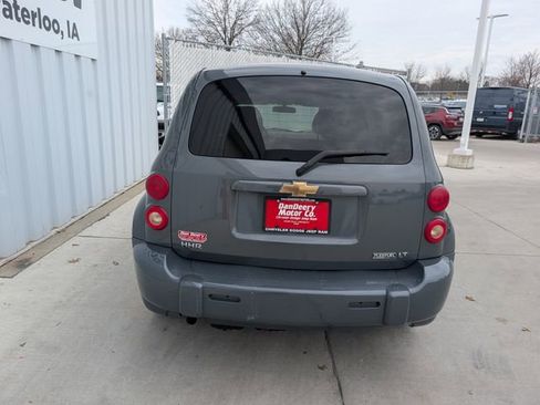 Used 2009 Chevrolet HHR LT FWD image 18