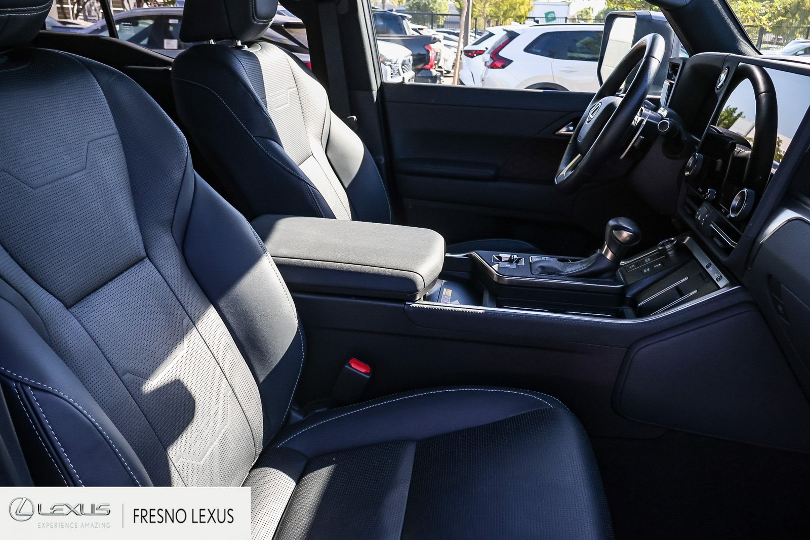 Certified 2024 Lexus GX 550 w/ Accessory Package (2T) AWD/4WD image 12