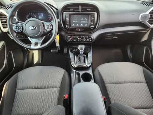 Used 2020 Kia Soul X-Line image 21