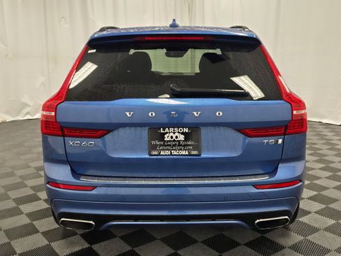 Used 2021 Volvo XC60 T5 R-Design w/ Protection Package Premier image 5