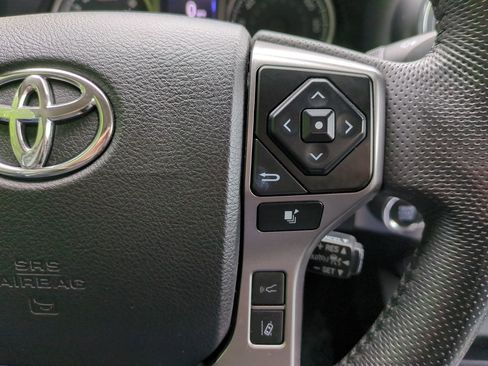 Used 2023 Toyota Tacoma SR5 AWD/4WD image 24