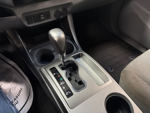 Used 2013 Toyota Tacoma PreRunner image 19