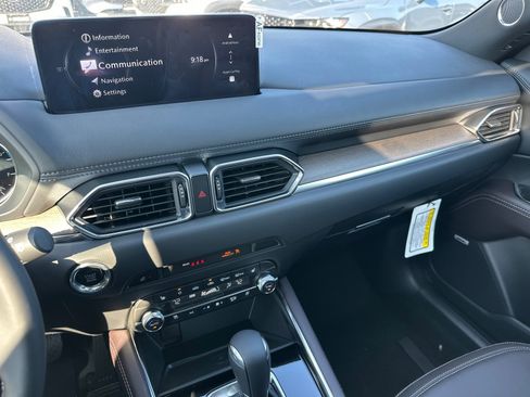 New 2025 MAZDA CX-5 Signature image 26