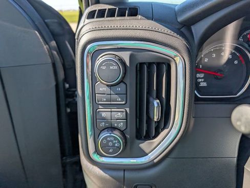 Used 2021 Chevrolet Silverado 1500 LT Trail Boss w/ Convenience Package II AWD/4WD image 13