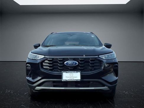 Used 2025 Ford Escape ST-Line AWD/4WD image 2