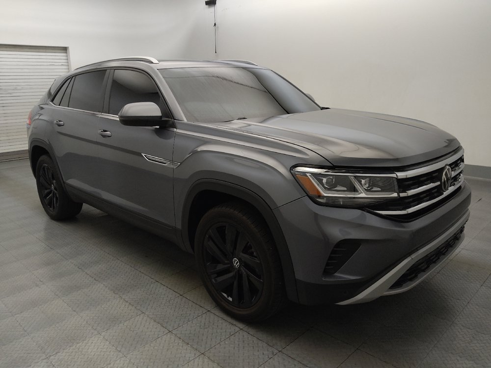 Used 2022 Volkswagen Atlas Cross Sport SE FWD image 13