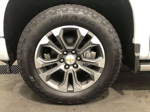 New 2026 Chevrolet Silverado 1500 High Country w/ Technology Package image 26