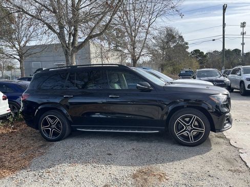 Certified 2025 Mercedes-Benz GLS 450 4MATIC image 4