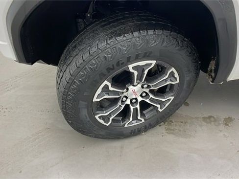 Used 2023 GMC Canyon AT4 w/ AT4 Premium Package image 36