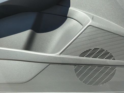 New 2026 Volkswagen Taos S image 30