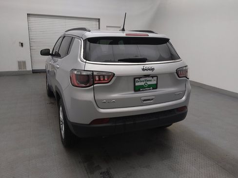 Used 2024 Jeep Compass Latitude image 6