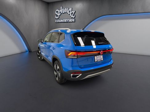 New 2025 Volkswagen Taos SE image 8